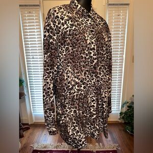 Like new Anna Frank, silk blouse in animal print extra large